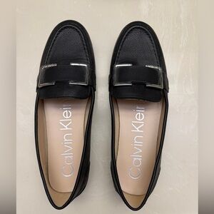 Calvin Klein Lydia Slip-On loafers black with silver buckle - size 8.5